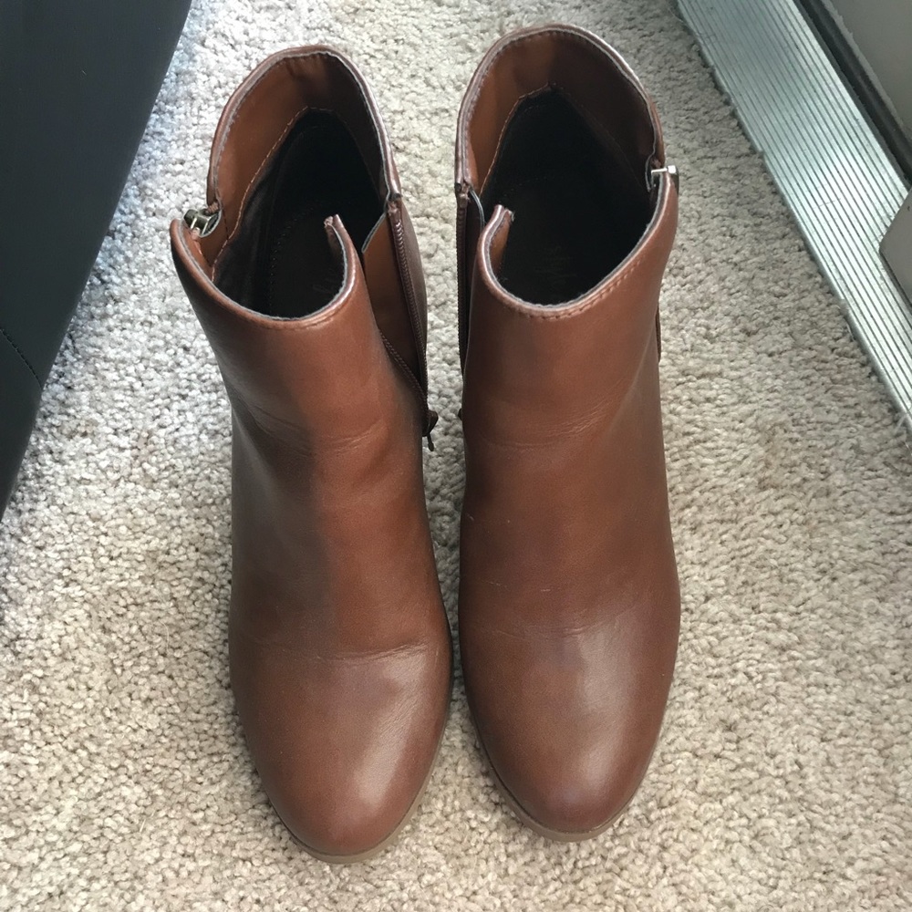 Brown Booties - Picture 4 of 5